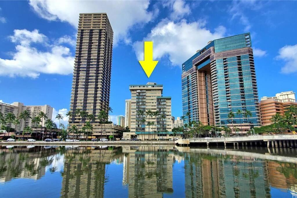 Spacious 2 Bedroom, 1 Bath Waikiki Condo Honolulu Exterior photo