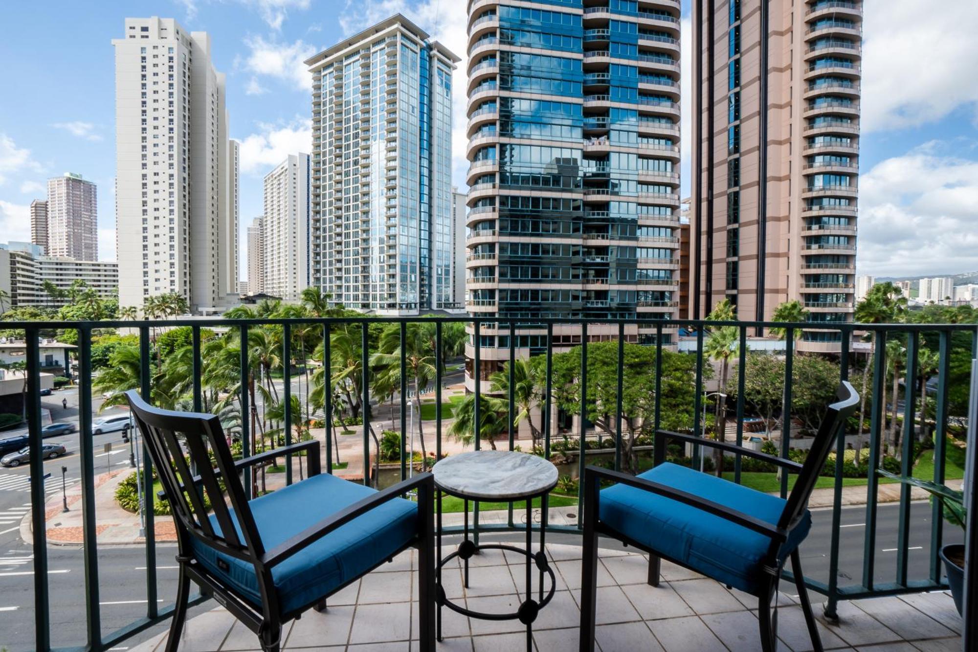 Spacious 2 Bedroom, 1 Bath Waikiki Condo Honolulu Exterior photo